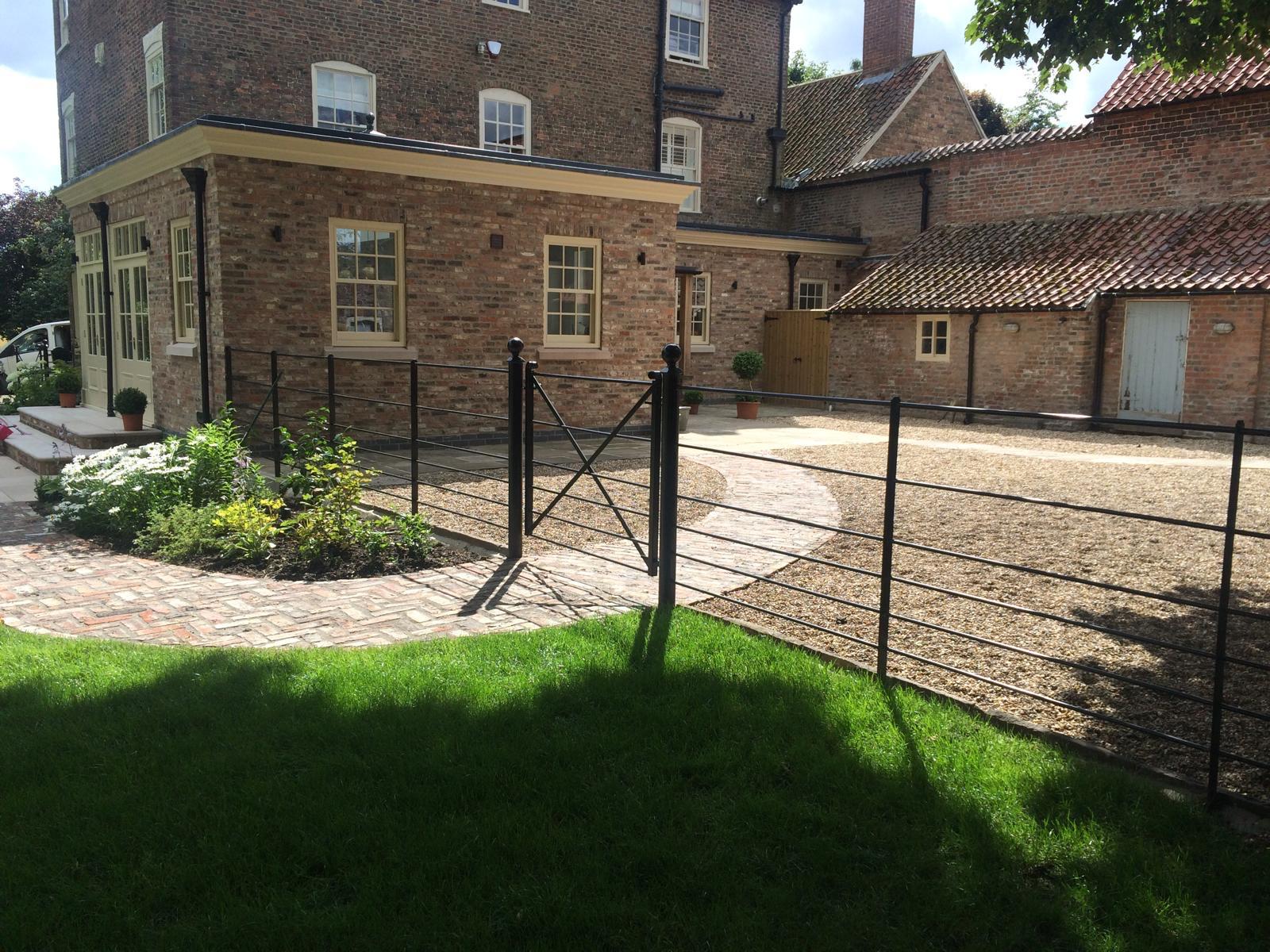 e7f4348a-4d6e-4e55-95c2-3e6708682af4